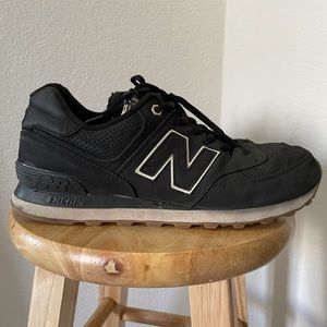 Used New Balance 574 US Men Sz 9.5